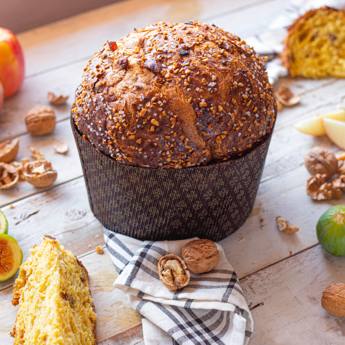 Panettone fichi mele e noci artigianale: vendita online